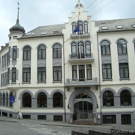 1904 4*
