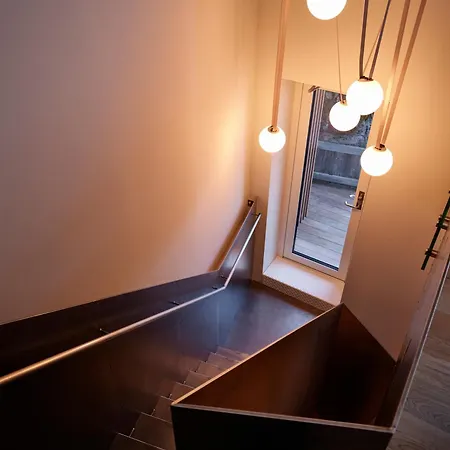 1904 ホテル オーレスン