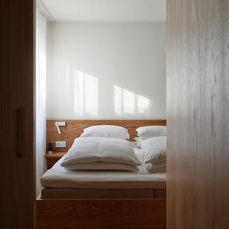 ホテル 1904 オーレスン